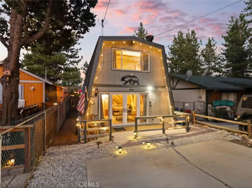 1056 Sierra Big Bear City, CA 92314