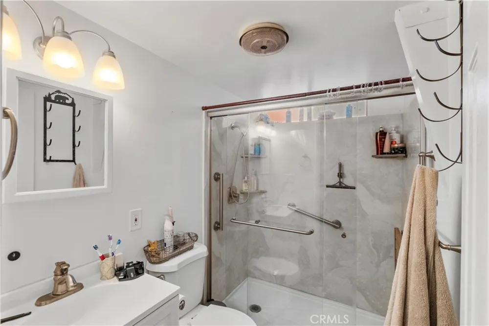 1056 Sierra Big Bear City, CA 92314