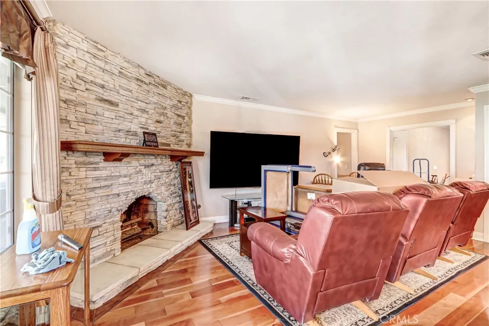 6192 Hellman Avenue Rancho Cucamonga, CA 91701