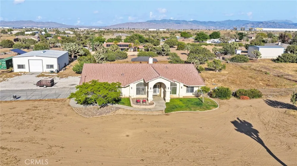 8755 Kittering Oak Hills, CA 92344