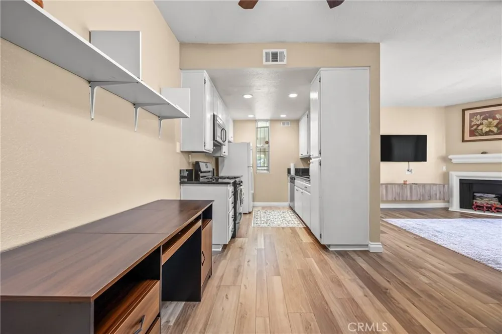2817 W Avenue K12 #250 Lancaster, CA 93536