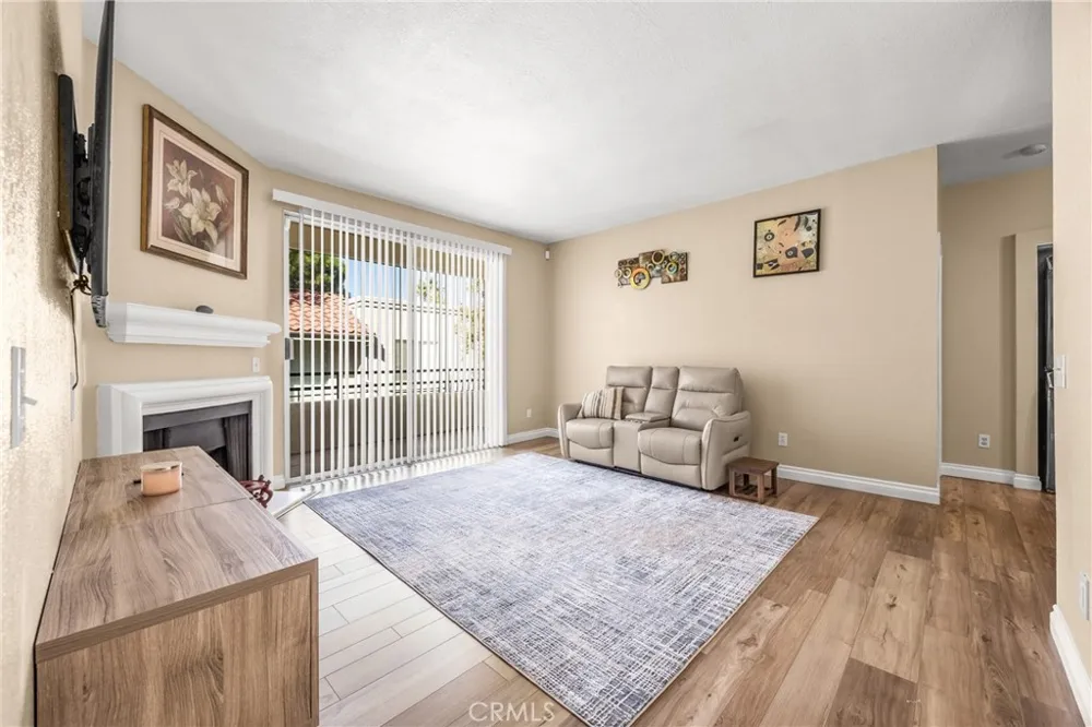 2817 W Avenue K12 #250 Lancaster, CA 93536