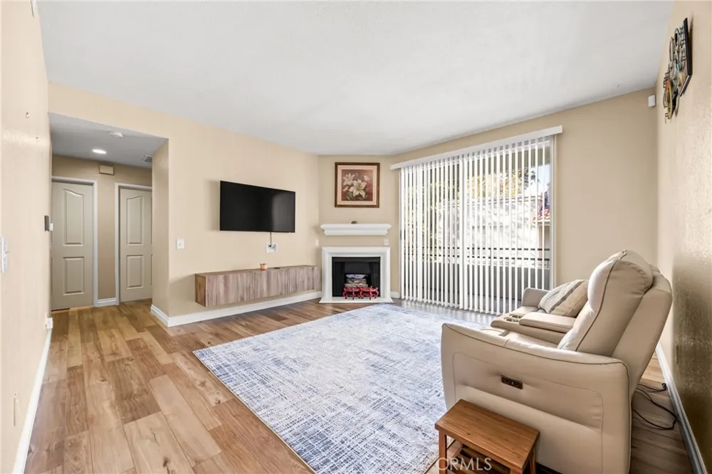 2817 W Avenue K12 #250 Lancaster, CA 93536