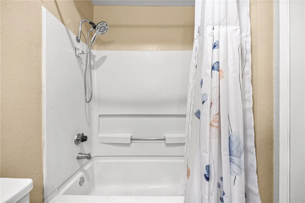 2817 W Avenue K12 #250 Lancaster, CA 93536