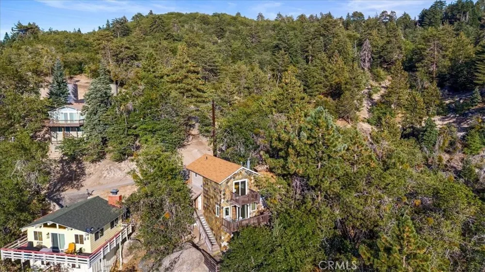 2190 Tank Road Running Springs, CA 92382