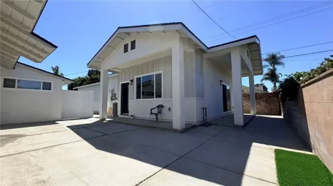 1704 E Vine Avenue #B