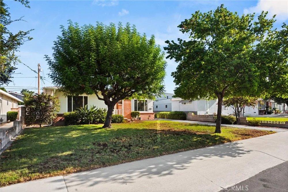 538 W F STREET Ontario, CA 91762