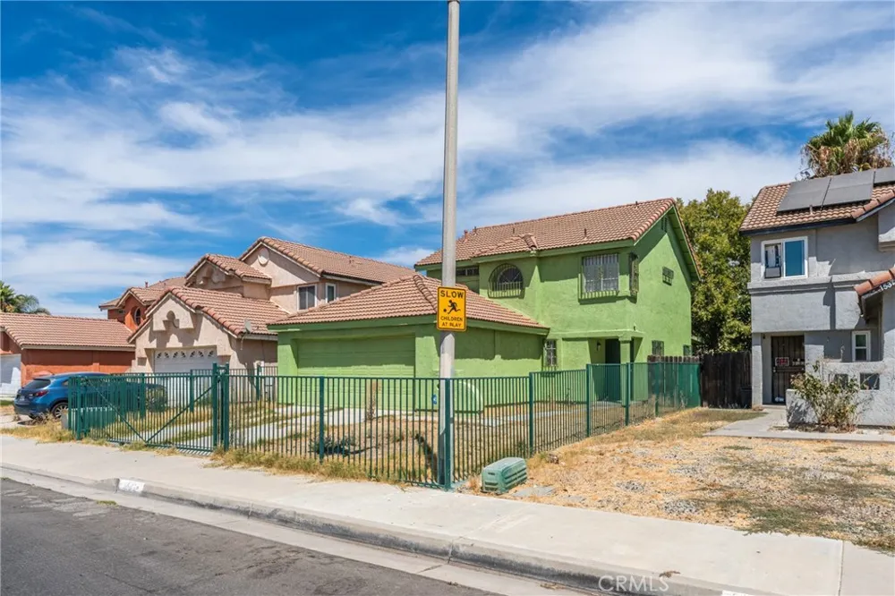 1543 Keepsake Lane Perris, CA 92571