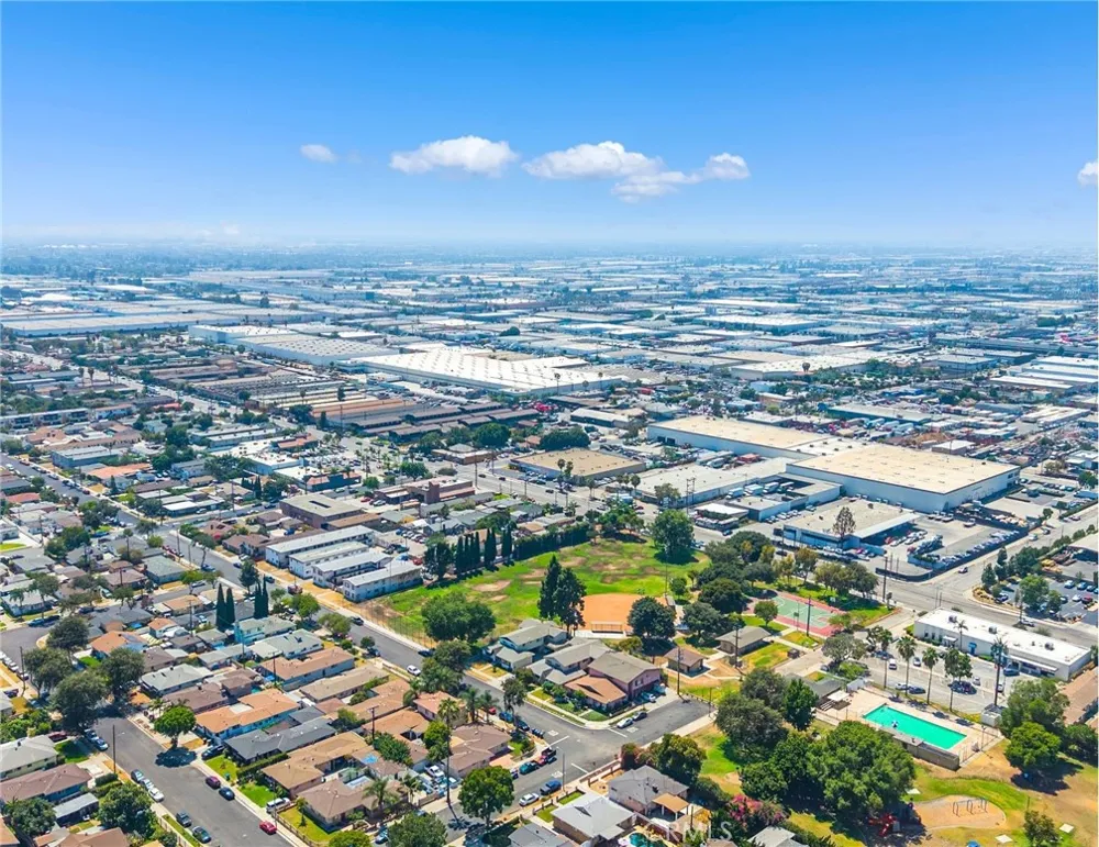1109 S Spruce Street Montebello, CA 90640
