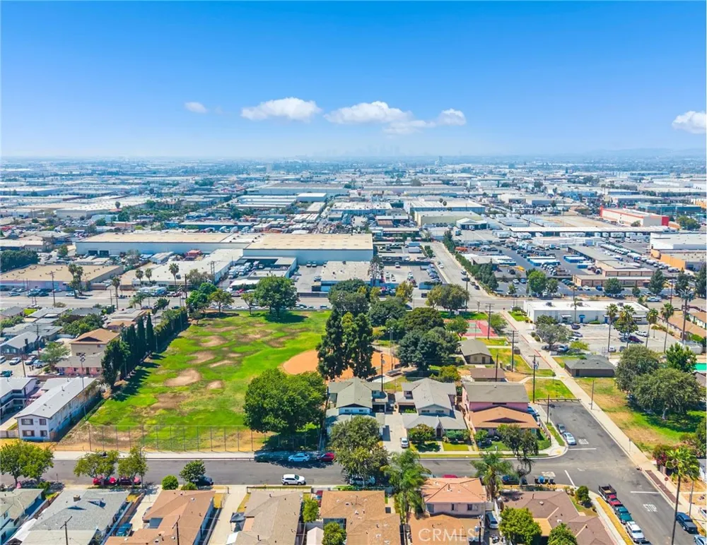 1109 S Spruce Street Montebello, CA 90640