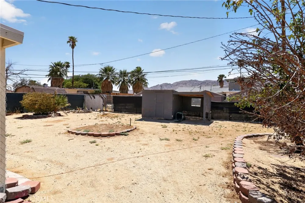 72163 Sun Valley 29 Palms, CA 92277