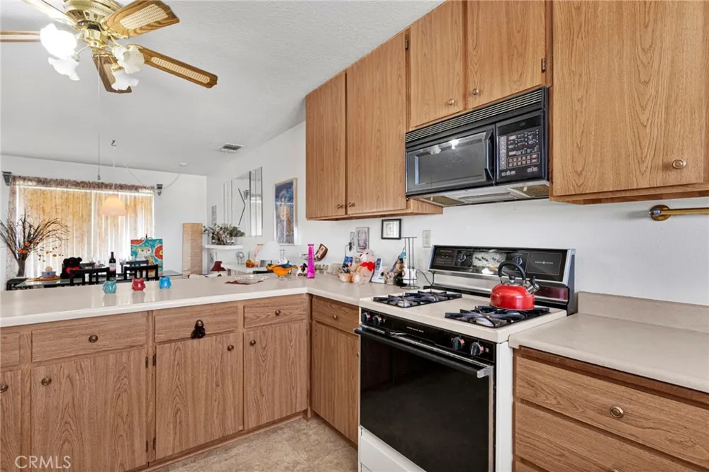 27535 Lakeview #12 Helendale, CA 92342
