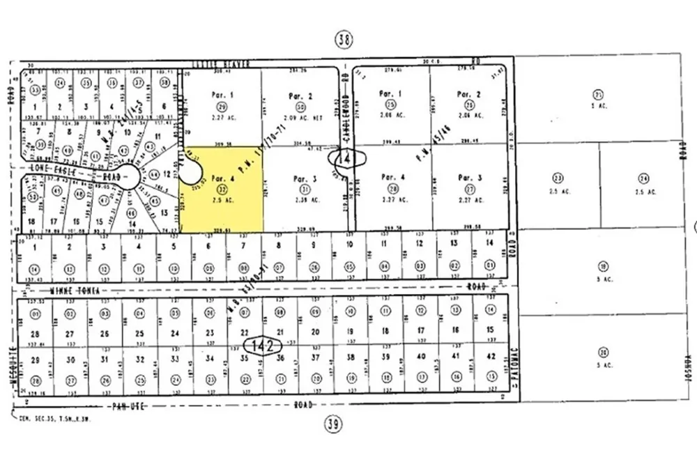 32 Nicola Road Apple Valley, CA 92308