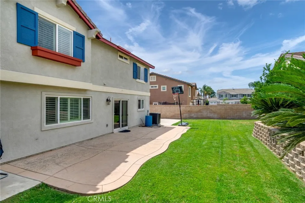 15454 Hoover Lane Fontana, CA 92336