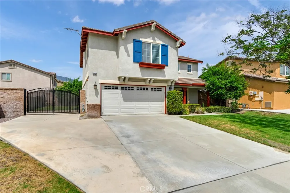 15454 Hoover Lane Fontana, CA 92336
