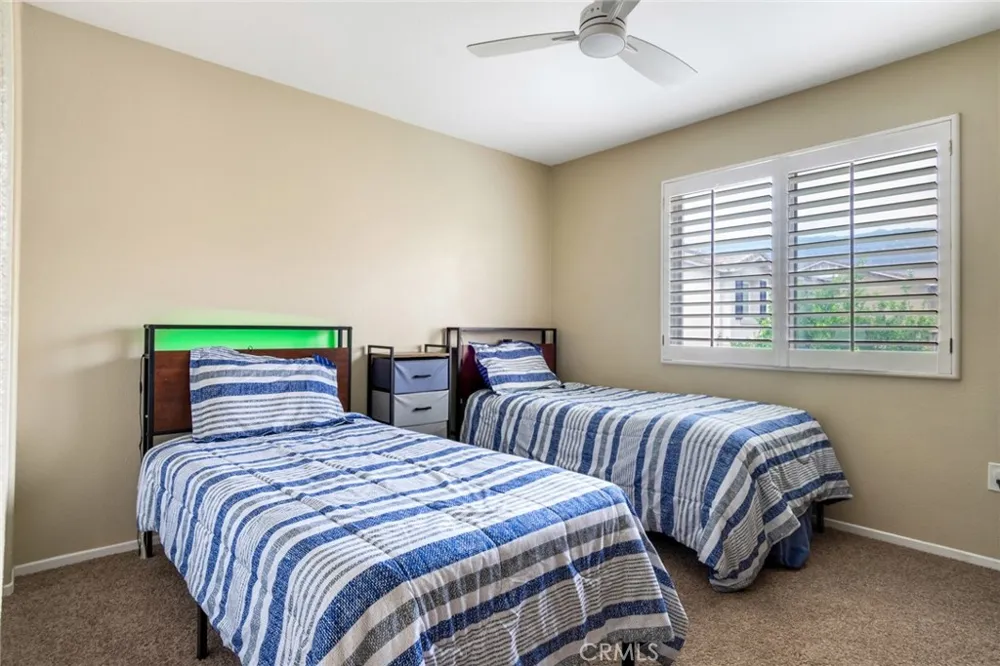 15454 Hoover Lane Fontana, CA 92336