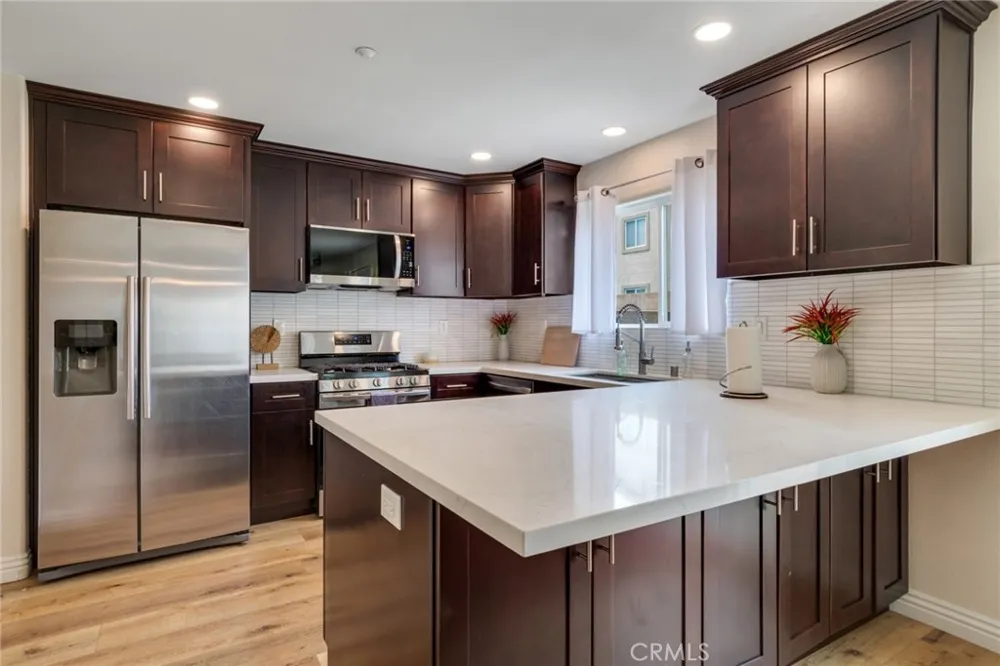 15454 Hoover Lane Fontana, CA 92336