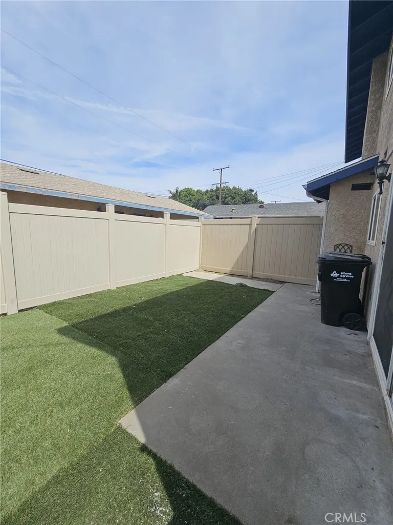 8039 Puritan Downey, CA 90242
