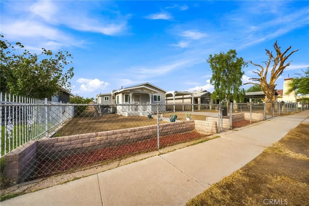 219 E Brighton El Centro, CA 92243