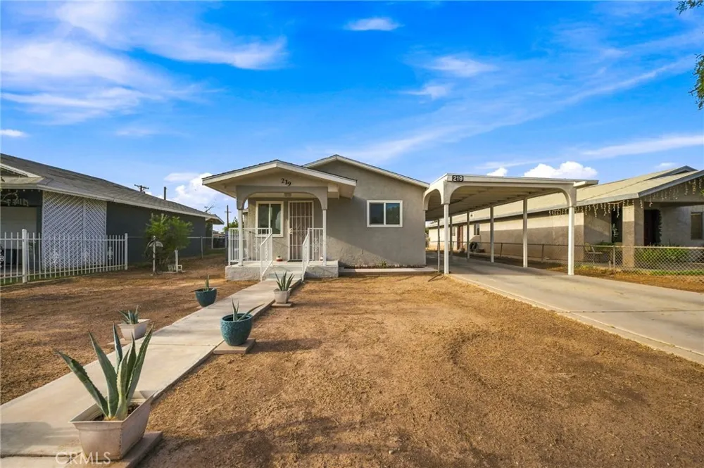 219 E Brighton El Centro, CA 92243