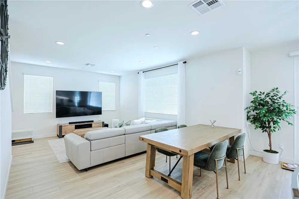 11726 Citra Cir Whittier, CA 90601