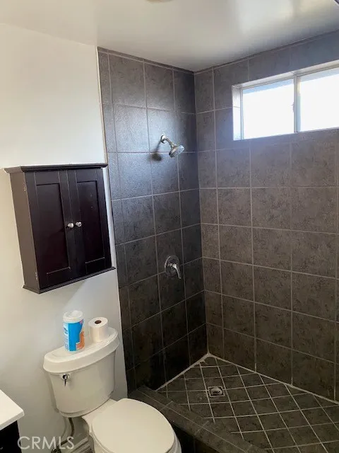 6550 Southside East Los Angeles, CA 90022