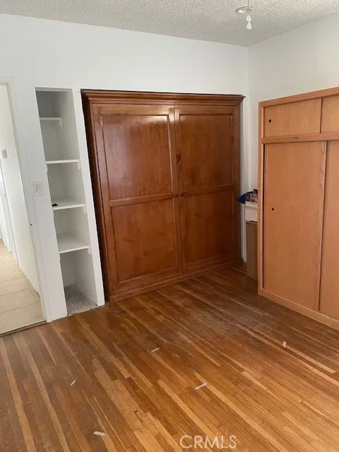 6550 Southside East Los Angeles, CA 90022