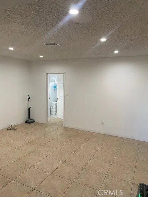 6550 Southside East Los Angeles, CA 90022