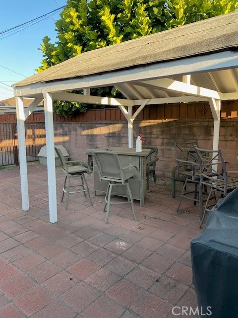 6550 Southside East Los Angeles, CA 90022