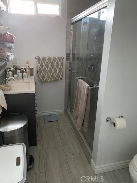 6550 Southside East Los Angeles, CA 90022