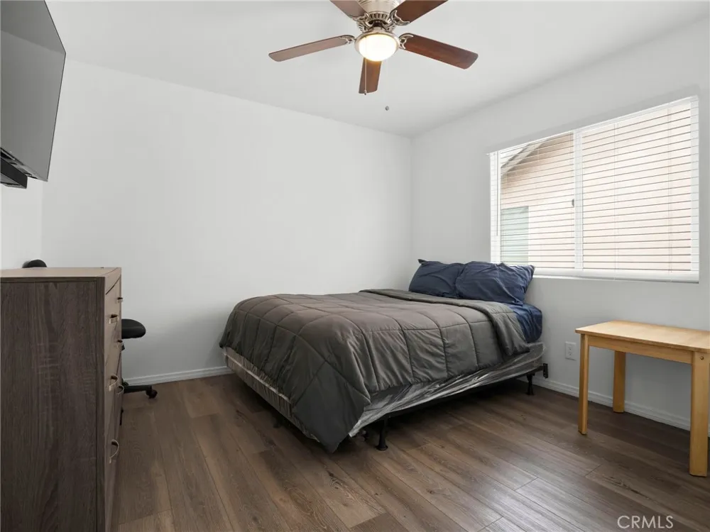 3854 Bluff Perris, CA 92571