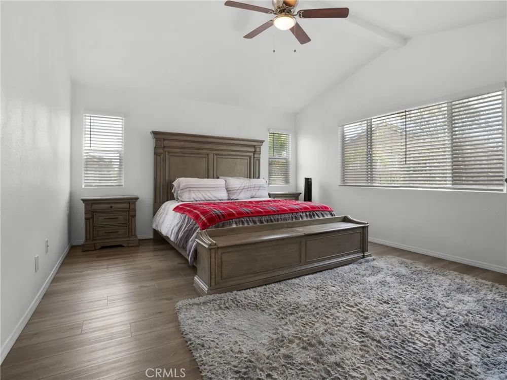 3854 Bluff Perris, CA 92571