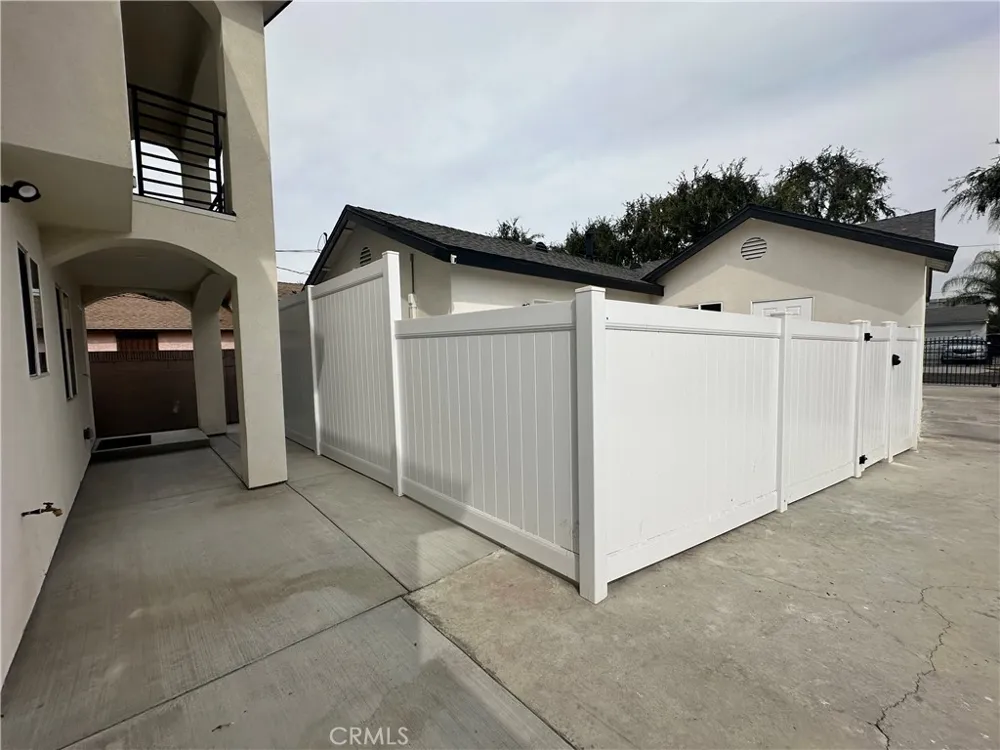 1318 W 131st #A Compton, CA 90222