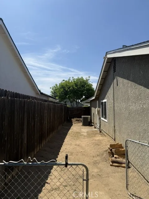 16981 Cumberland Circle Yorba Linda, CA 92886