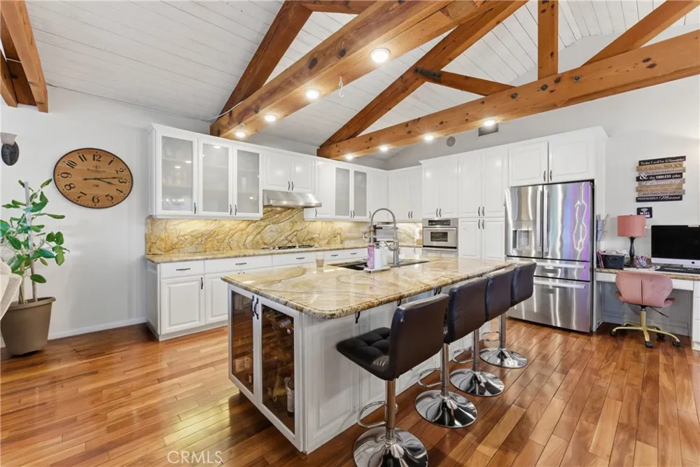 520 W Hermosa Fullerton, CA 92835