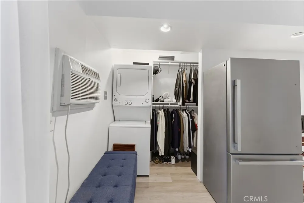 520 W Hermosa Fullerton, CA 92835