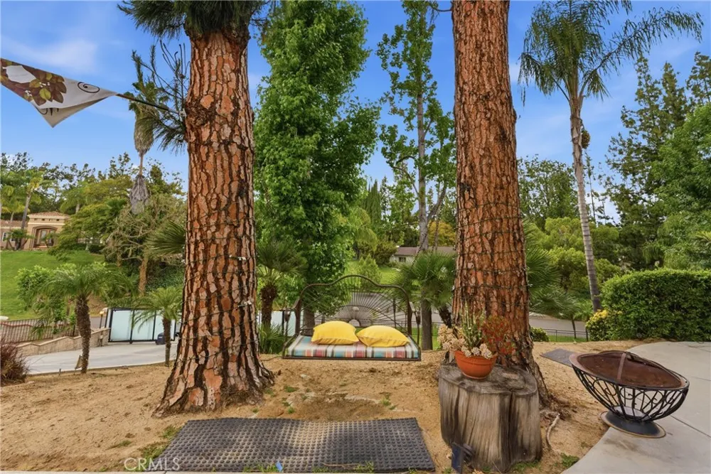 520 W Hermosa Fullerton, CA 92835