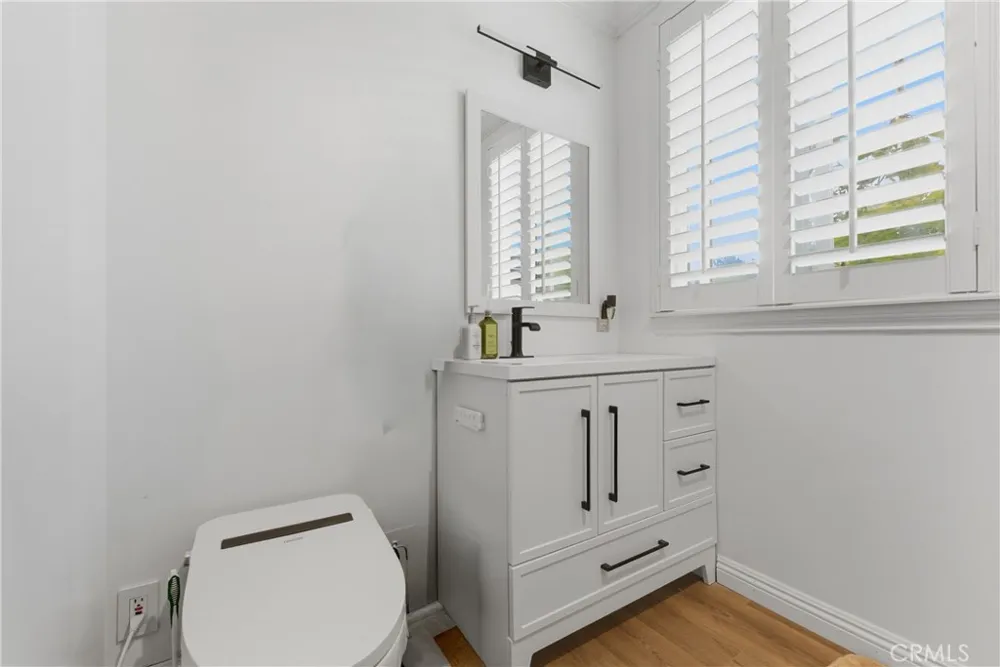 520 W Hermosa Fullerton, CA 92835