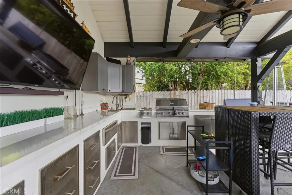 520 W Hermosa Fullerton, CA 92835