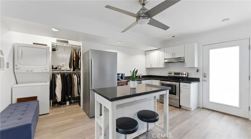 520 W Hermosa Fullerton, CA 92835