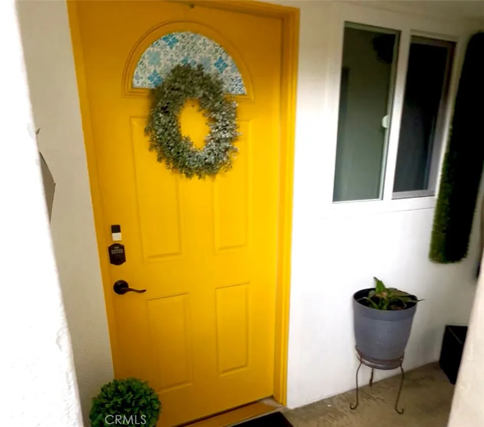 520 W Hermosa Fullerton, CA 92835