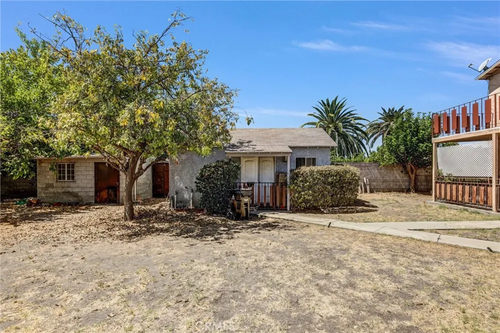 13226 Bromwich Arleta, CA 91331