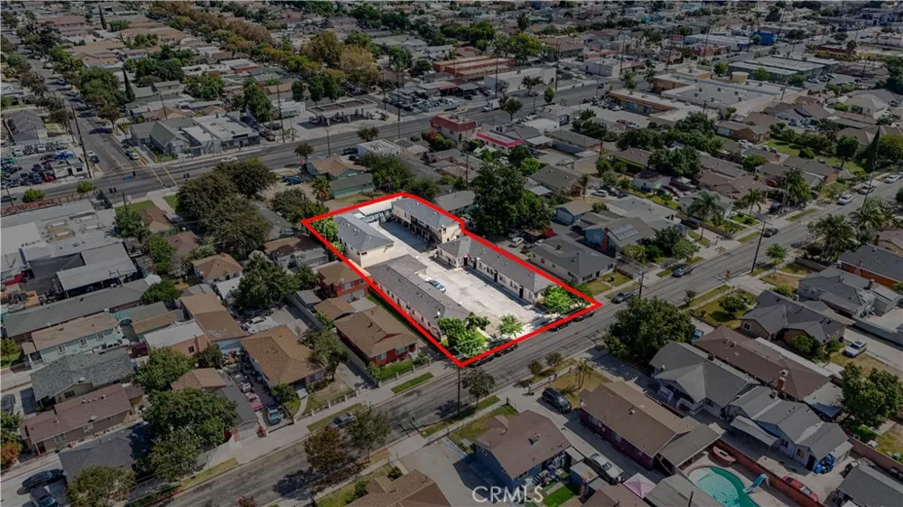 3823 Walnut Cudahy, CA 90201