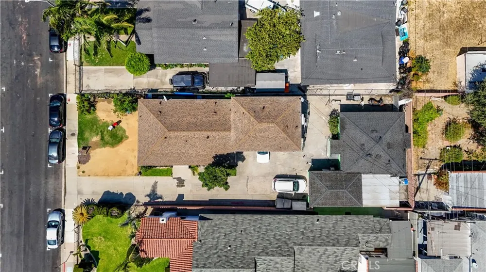 4959 E 60th Maywood, CA 90270