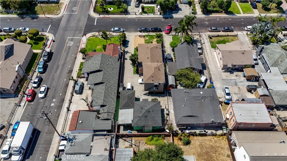 4959 E 60th Maywood, CA 90270