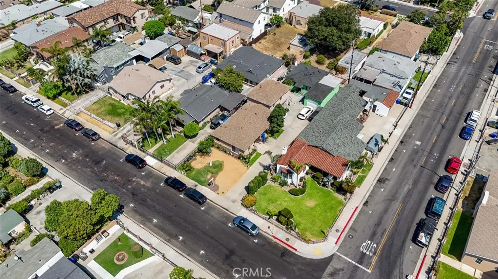 4959 E 60th Maywood, CA 90270