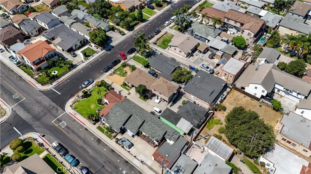 4959 E 60th Maywood, CA 90270