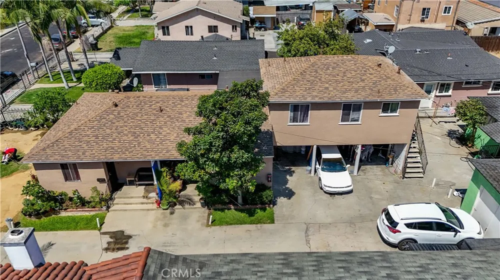 4959 E 60th Maywood, CA 90270