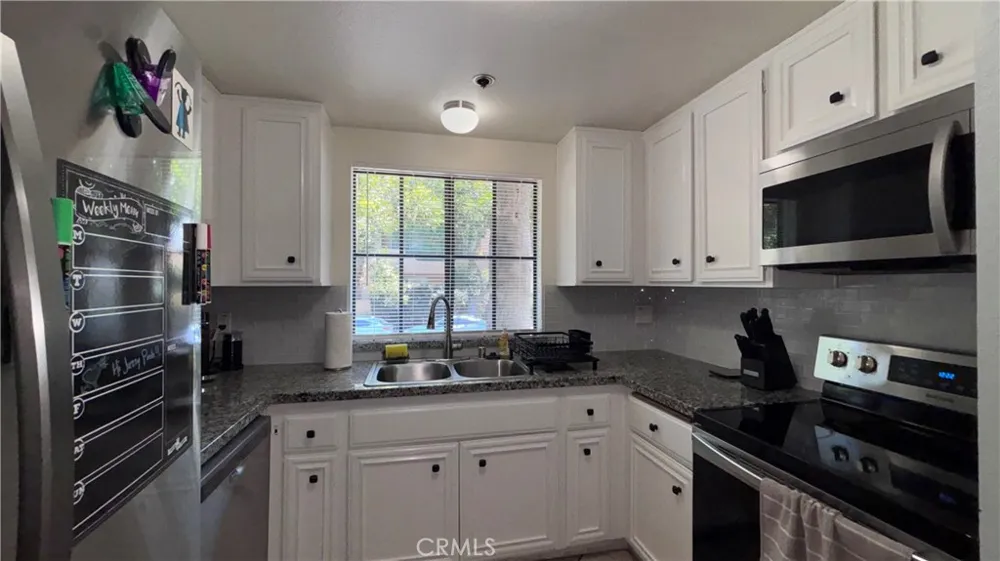 720 W 4th #114 Long Beach, CA 90802