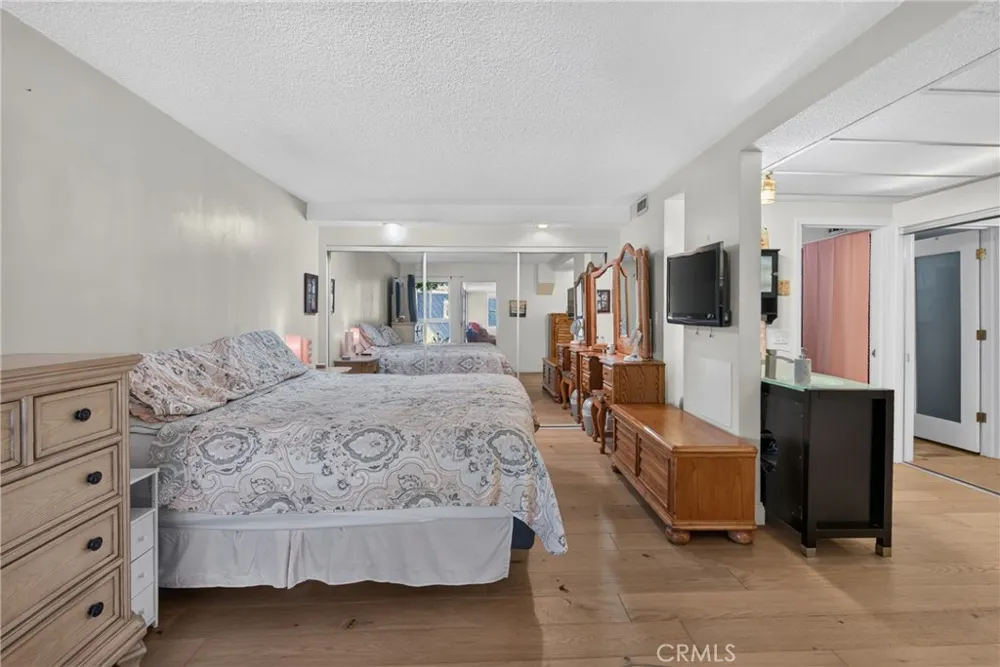2610 El Volcan Hacienda Heights, CA 91745
